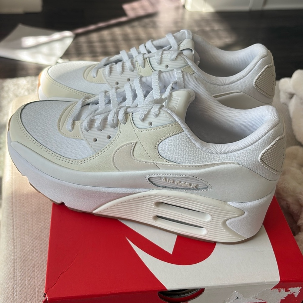 Nike airmax shoe 8.5 brand new!